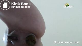 MILF Dropping Turd Bombs