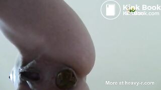 MILF Dropping Turd Bombs