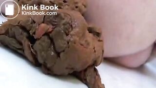 BBW Marisa takes a Hot Shit