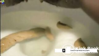 Ebony Babe Dumps A Huge Shit