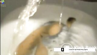 Ebony Babe Dumps A Huge Shit