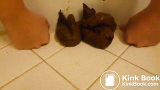 Bathtub shit and eat