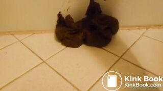 Bathtub shit and eat