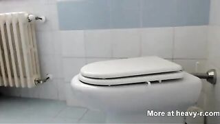Extreme Messy Scat Play