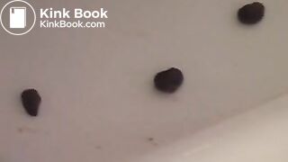 0kaviar-teen_in_der_badewanne