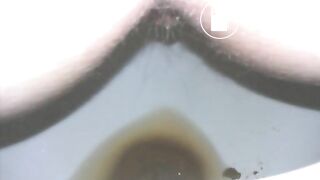 Wife takin a wet shit