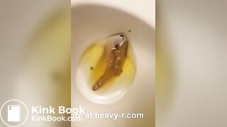 Kurt observes his nice poop