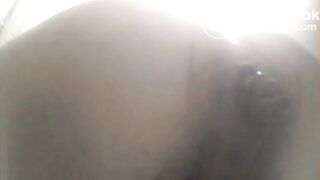 spy2wc (all pooping) - 14