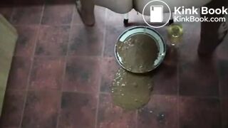 Brazilian Chubby House Wife Shitting