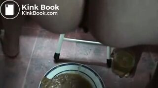 Brazilian Chubby House Wife Shitting