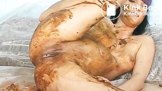 Dirty Girl Making Shitty Mess