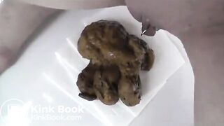 Amateur Babe Pooping #26