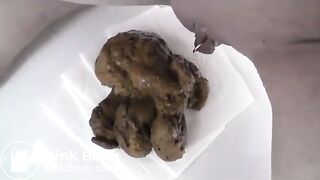 Amateur Babe Pooping #26