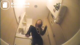 japanese girls vomit in restroom