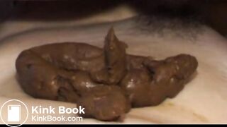 Dude Takes A Shit On His Girlfriend