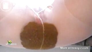 Pooping in pantyhose