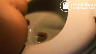 Amateur Babe Pooping #41