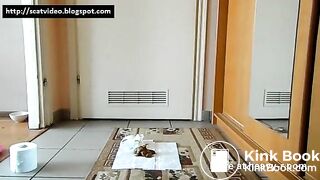 Amateur Teen Shits On Toilet Paper