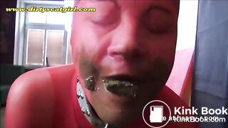 Scat Clave In Red Nylons