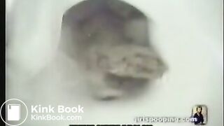 8120_poop_shitting