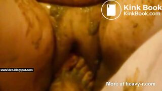 Messy Scat Play With Feet