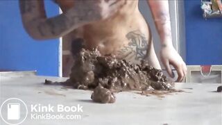 Russian Betty Smears And Licks Her Shit 1