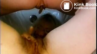 Femmes Latrines - Scene 5