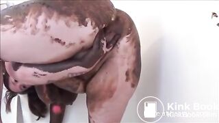 Giggling Fatty Loves Playing With Her Own Shit