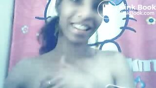 girl_plays_on_webcam_then_poops