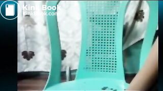 Kate - Nice brunette poo and eat on cam