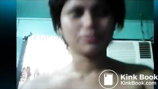 Kate - Nice brunette poo and eat on cam