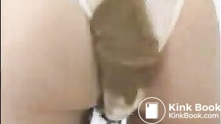 amator wife shits with pantyhose and thong on