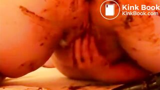 Butt pkug toying ends messy