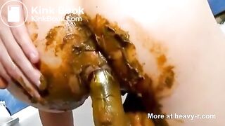Extreme Messy Scat Toying