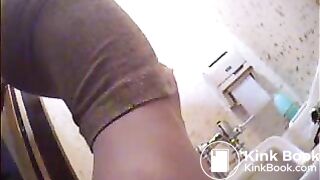 Jap Girl Gives BJ While Shitting 4