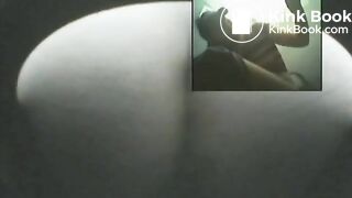 pretty american pooping