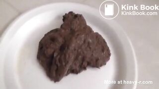 Cute girl takes a nasty dump, great sounds