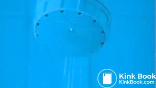 Lucy shits in shower