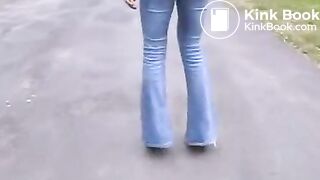 Girl fingers her wonderful ass and shits