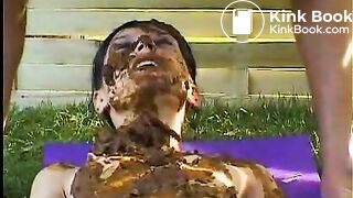 xxxshowerd in scat_02avi