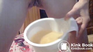 Amateur Girl poops in jar