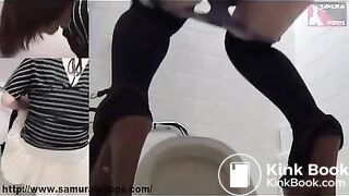 Hot Japanese schoolgirl pooping in the toilet - Unsensored Japanese scat porn videos