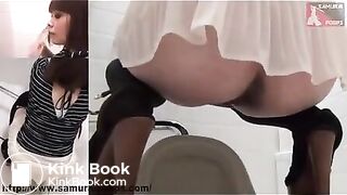 Hot Japanese schoolgirl pooping in the toilet - Unsensored Japanese scat porn videos