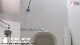 Hot Japanese schoolgirl pooping in the toilet - Unsensored Japanese scat porn videos