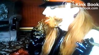 German Mistress is Into Scatwmv