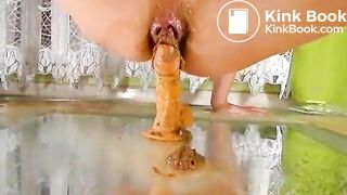 Young lady self scatplaymp4