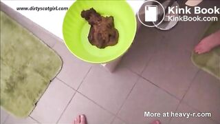 Scat Slave In Nylons