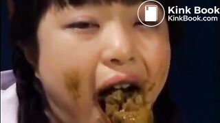 Tiny Asian girl poops on webcamflv