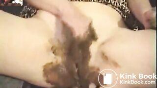 Milf Masturbating With Shit