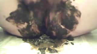 Chubby Teen Scat Smearing Solomp4